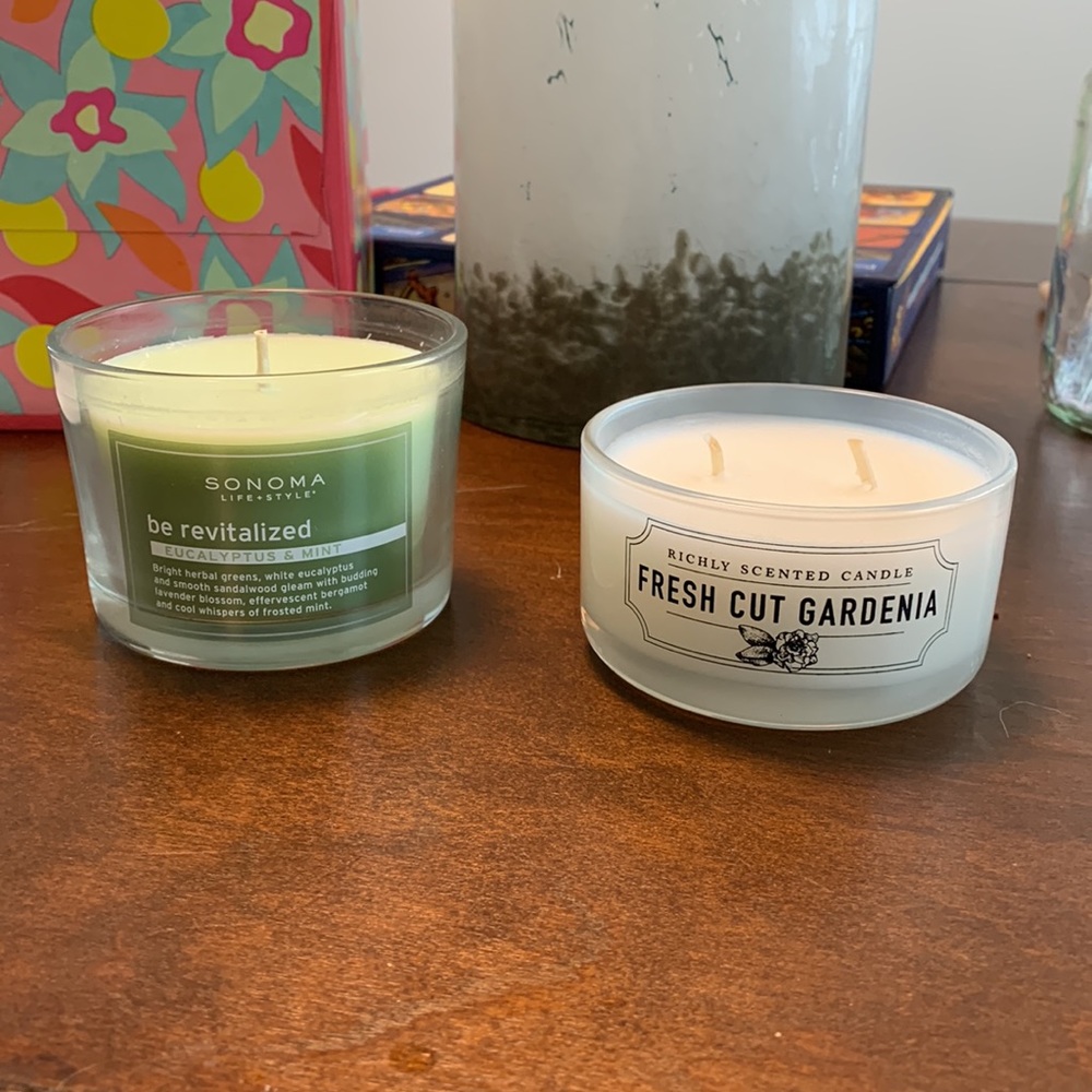 NEW Candles- *FREE* with purchase!!